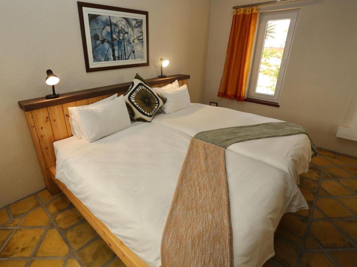 Desert Breeze Lodge Swakopmund Exterior photo