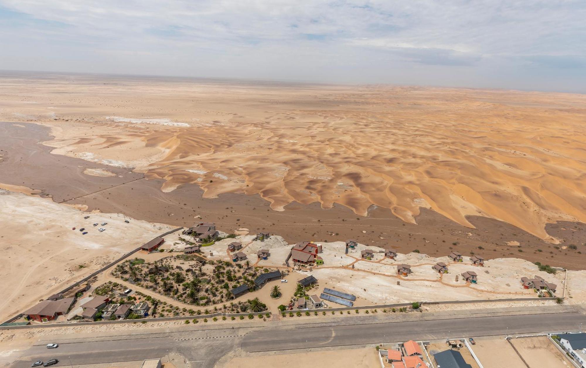 Desert Breeze Lodge Swakopmund Exterior photo